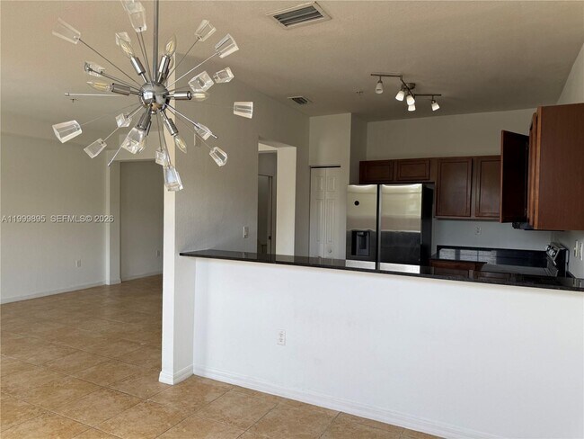 Photo - 8800 NW 107 Ct Unidad 219-10