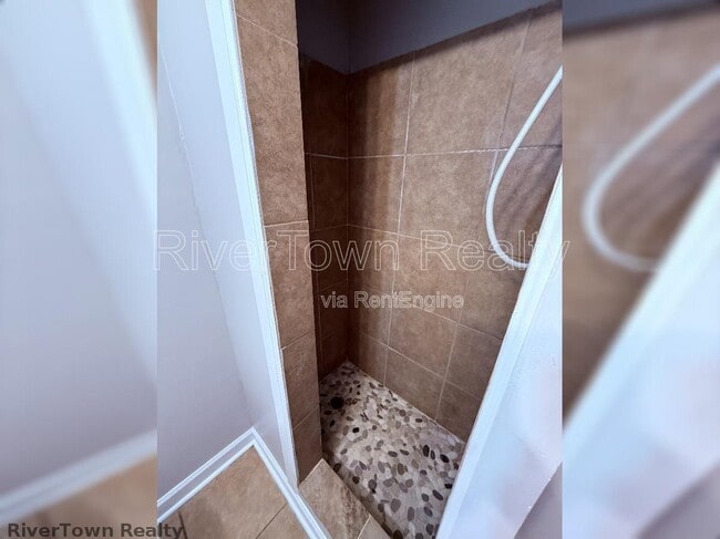 Photo - 4406 Ferndale Rd