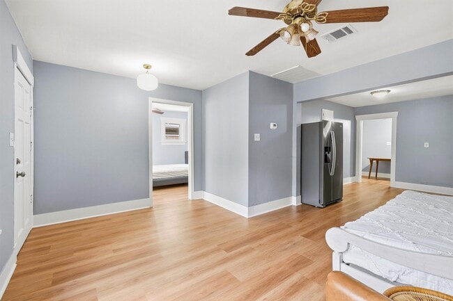 Photo - 304 Bomar St