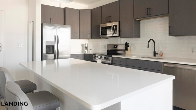 Photo - 1007 S Mint St Unit 819