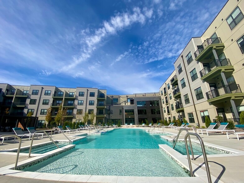 Resort Style Pool