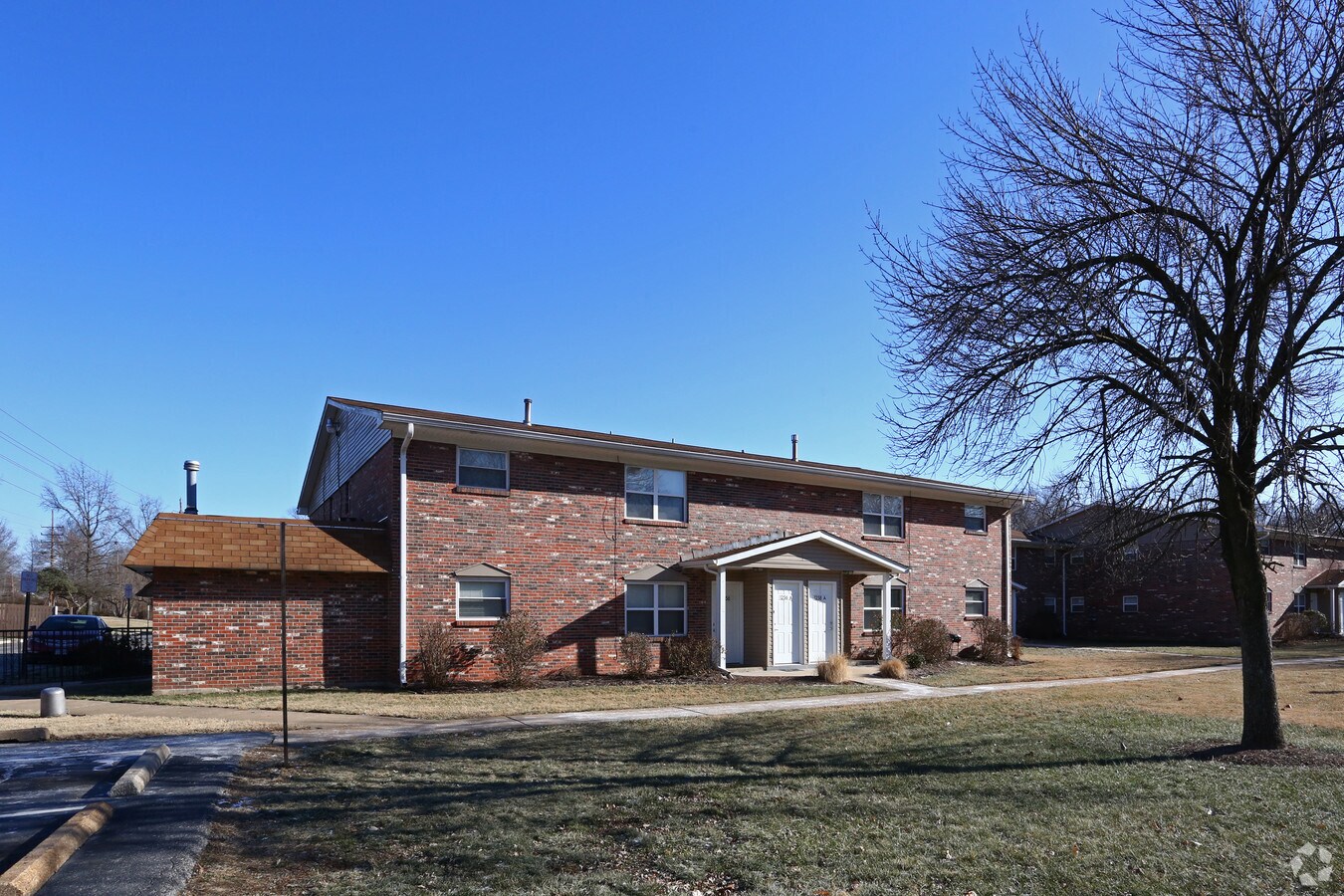Front Entrance - Lewis & Clark