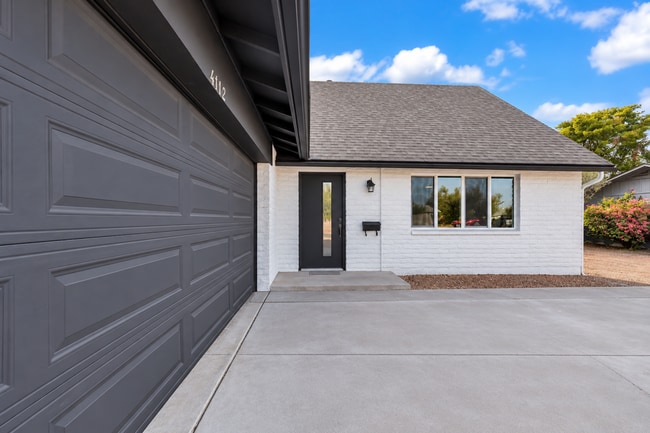 4112 S Grandview Ave Unit -