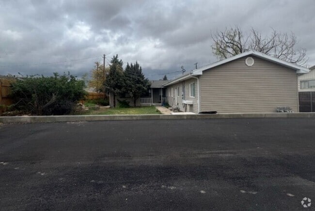 Building Photo - 363 N 800 W Unit 3 Rental