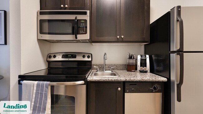 Photo - 1430 NW Pettygrove St Unit C313