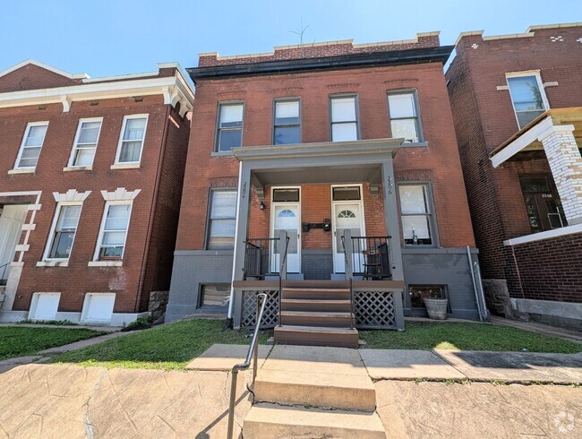 Building Photo - 2204-06 Indiana Unit 2204 Indiana Rental