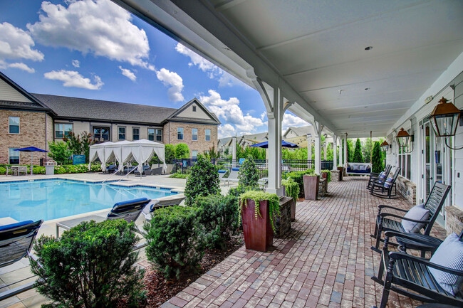 Heartwood at Lockwood Glen apartments — community photo