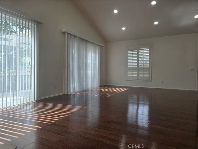 Photo - 12670 Oxford Dr