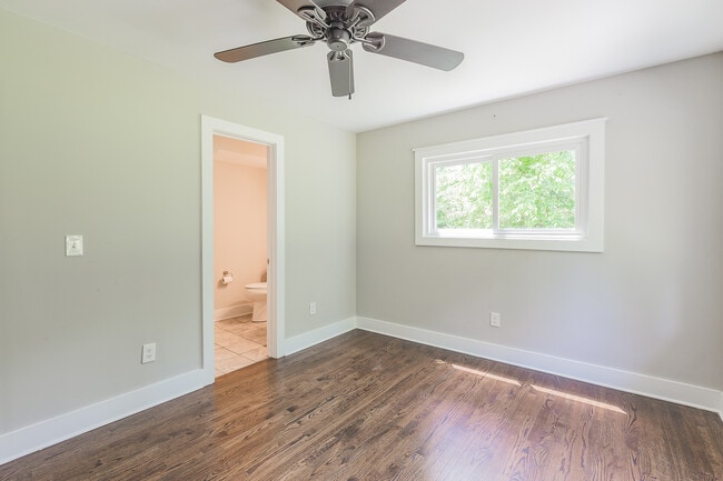 Photo - 3353 Van Buren St