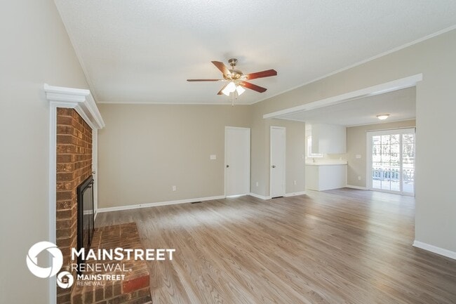 Photo - 3052 Winding Trail