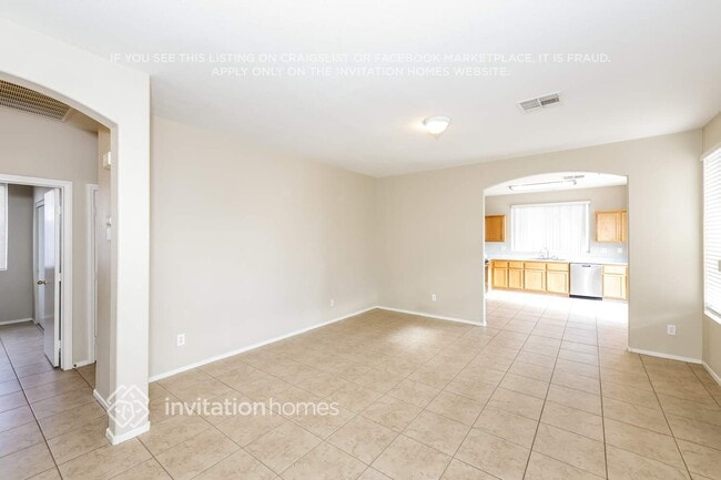 Photo - 534 Startop St