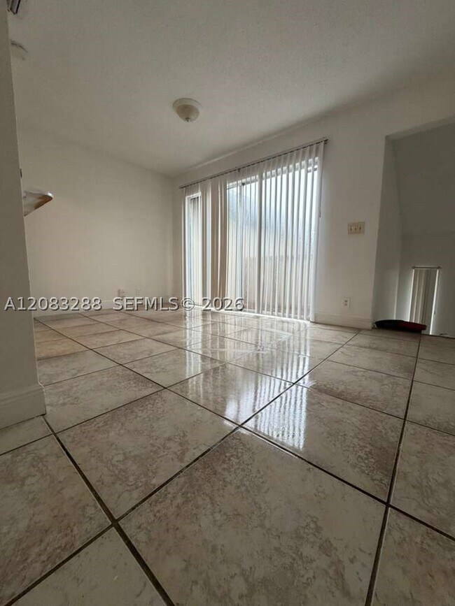 Photo - 5822 NW 21st St Unit 39-E