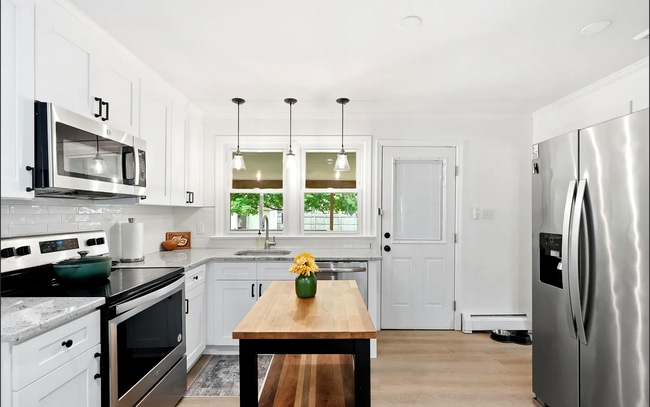 Photo - 135 Longshore Ave