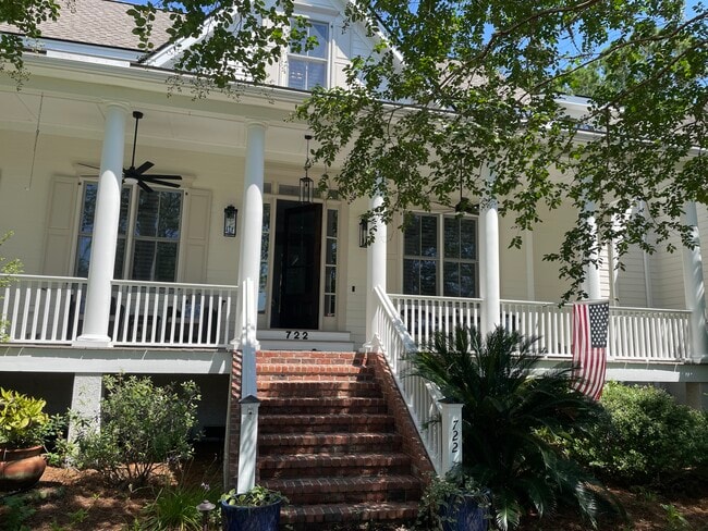 Photo - 722 Bounty Square Dr