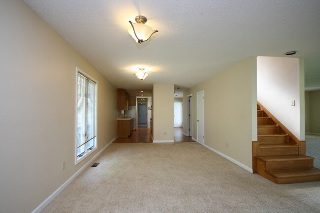 Photo - 111 Heatherwood Dr