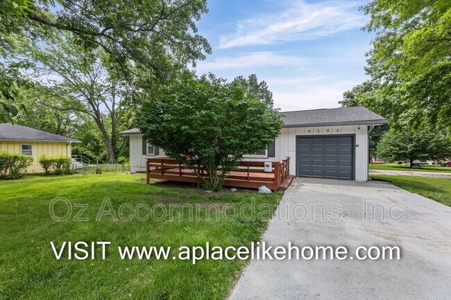 Photo - 8201 E 110th St