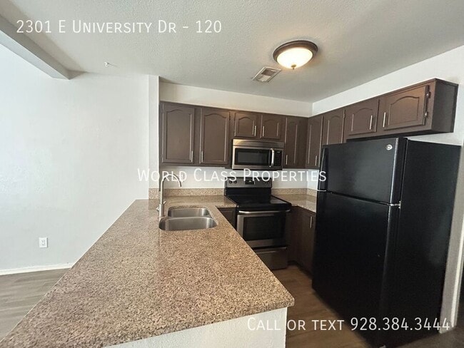Photo - 2301 E University Dr