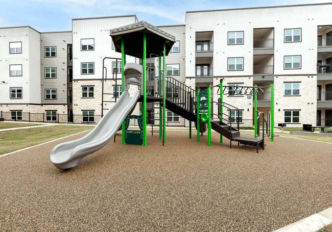 Photo - Walnut Springs