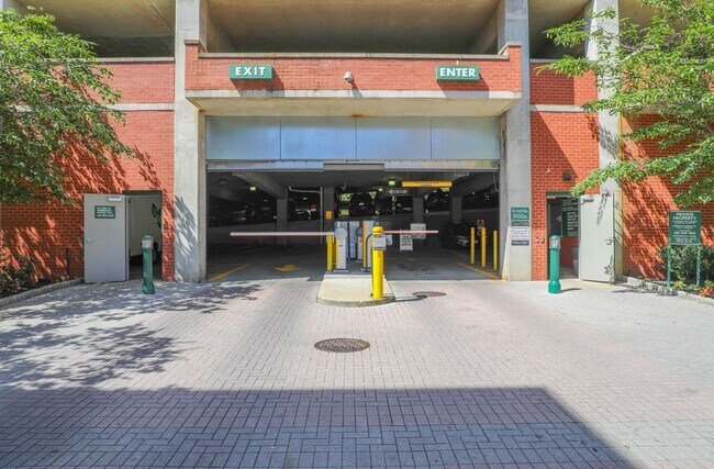 Estacionamiento gratuito en garaje