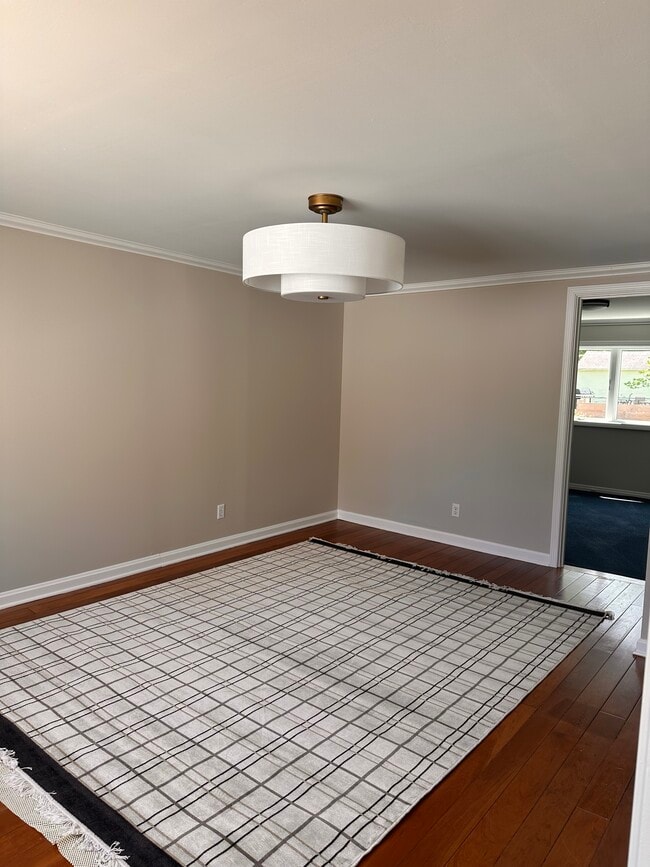 Dining/Living Room - 129 Charlotte Ave Apartamentos Unidad Front  A