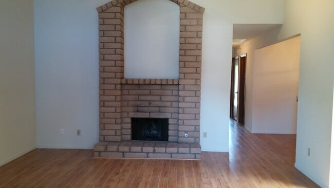Photo - Northwest single level condo offering many... Unit 2