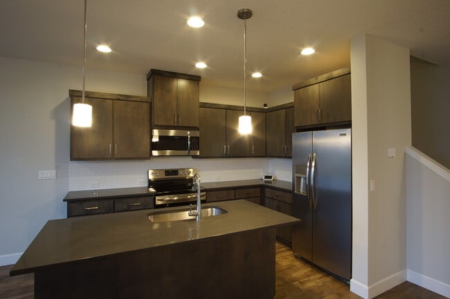 Photo - 7447 SE Chinquapin Dr