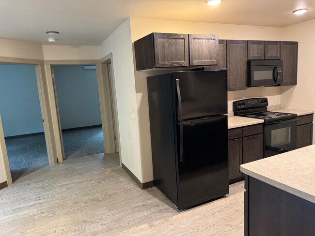 Photo - 922 Charles St