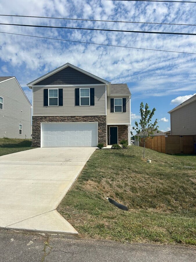 Beautiful new house in Talbott House Rental in Talbott, TN