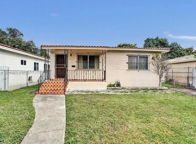 Photo - 831 NW 21st Ct