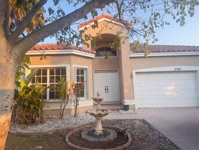 Building Photo - 4044 NW 62nd Ct