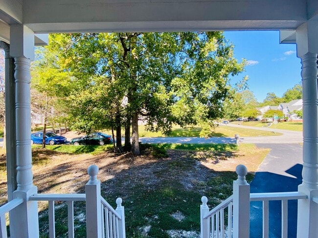 Photo - Beautiful and Spacious 3bdrm/2.5bth Home Conveniently Located in Chesterfield County!!