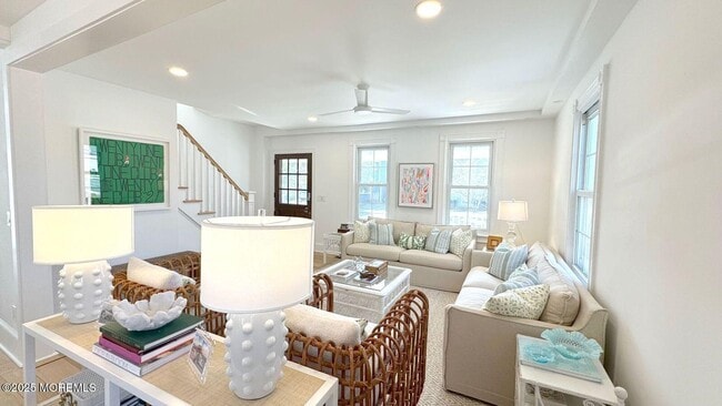Photo - 258 Osborne Ave