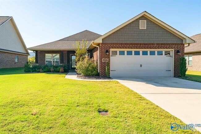 Building Photo - 3028 Greenway Cir SE Rental
