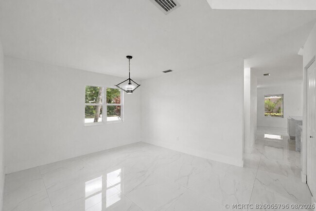 Photo - 4734 NW 5th Ct