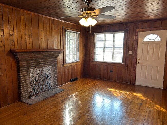 Photo - Comfortable 3 Bedroom Home in West Charlotte