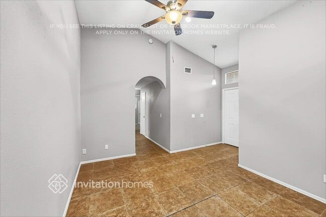 Photo - 2110 N Ithica St