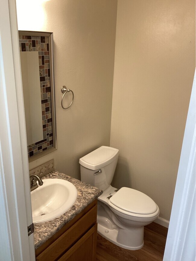 Photo - 66 NW 33rd Pl