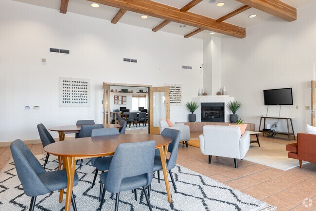 Clubhouse - Casa Bandera