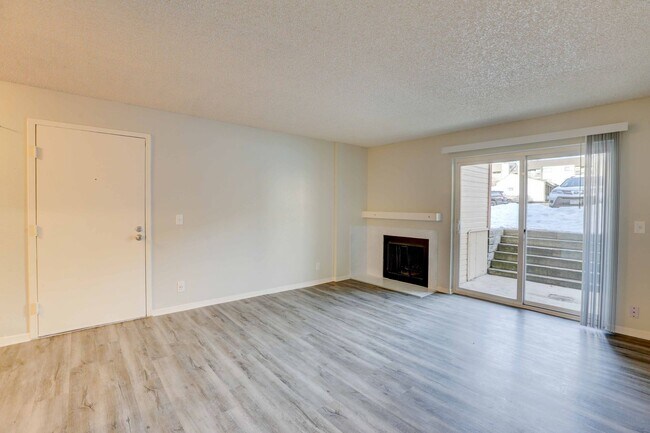 Riva Ridge Apartments