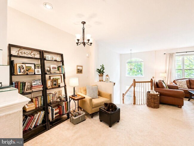 Photo - 1267 Wild Hawthorn Way