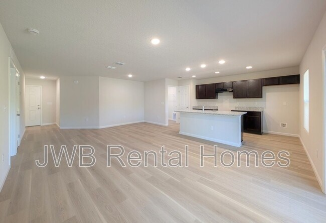 Photo - 1737 W 30th St