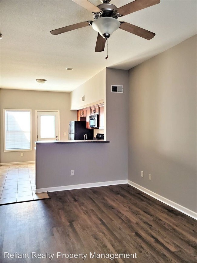 Photo - 1217 Ashridge Drive