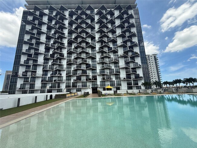 Building Photo - 5252 NW 85th Ave Unit 1109