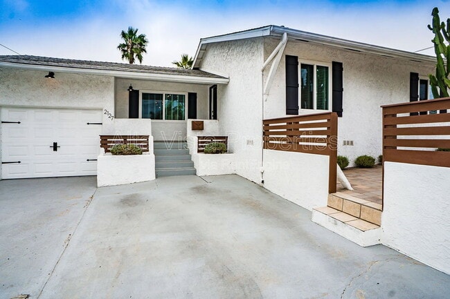 Building Photo - 2127 Burgener Blvd