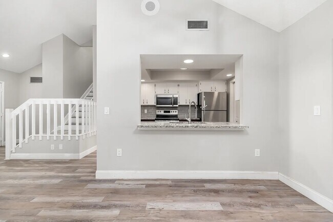 Photo - 928 Laurel Ave