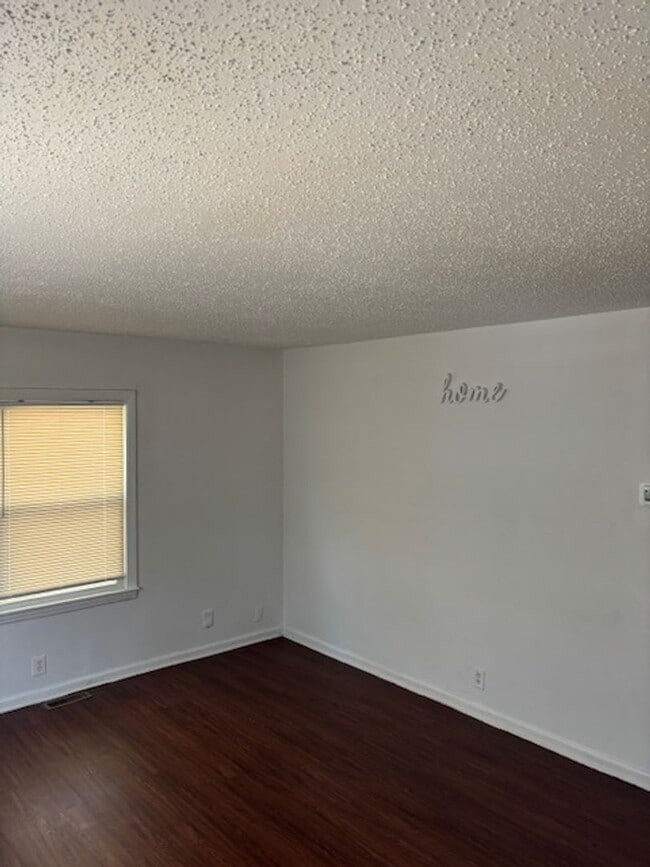 Photo - 621-623 N Pleasant St Unit 623 N Pleasant St