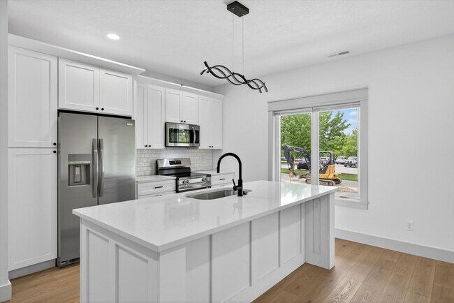 326-328 N Jefferson St.