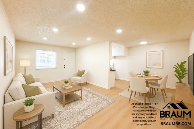 Building Photo - 221 W Elm Ave Rental