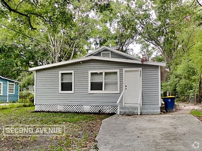 Building Photo - 5721 Teeler Ave Rental
