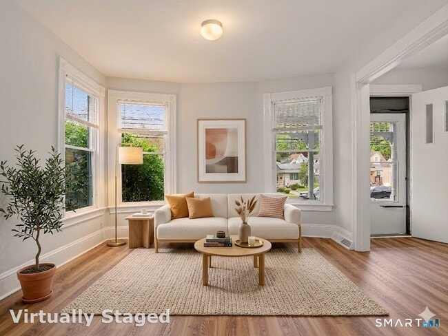 Photo - 156 Hawthorne Ave